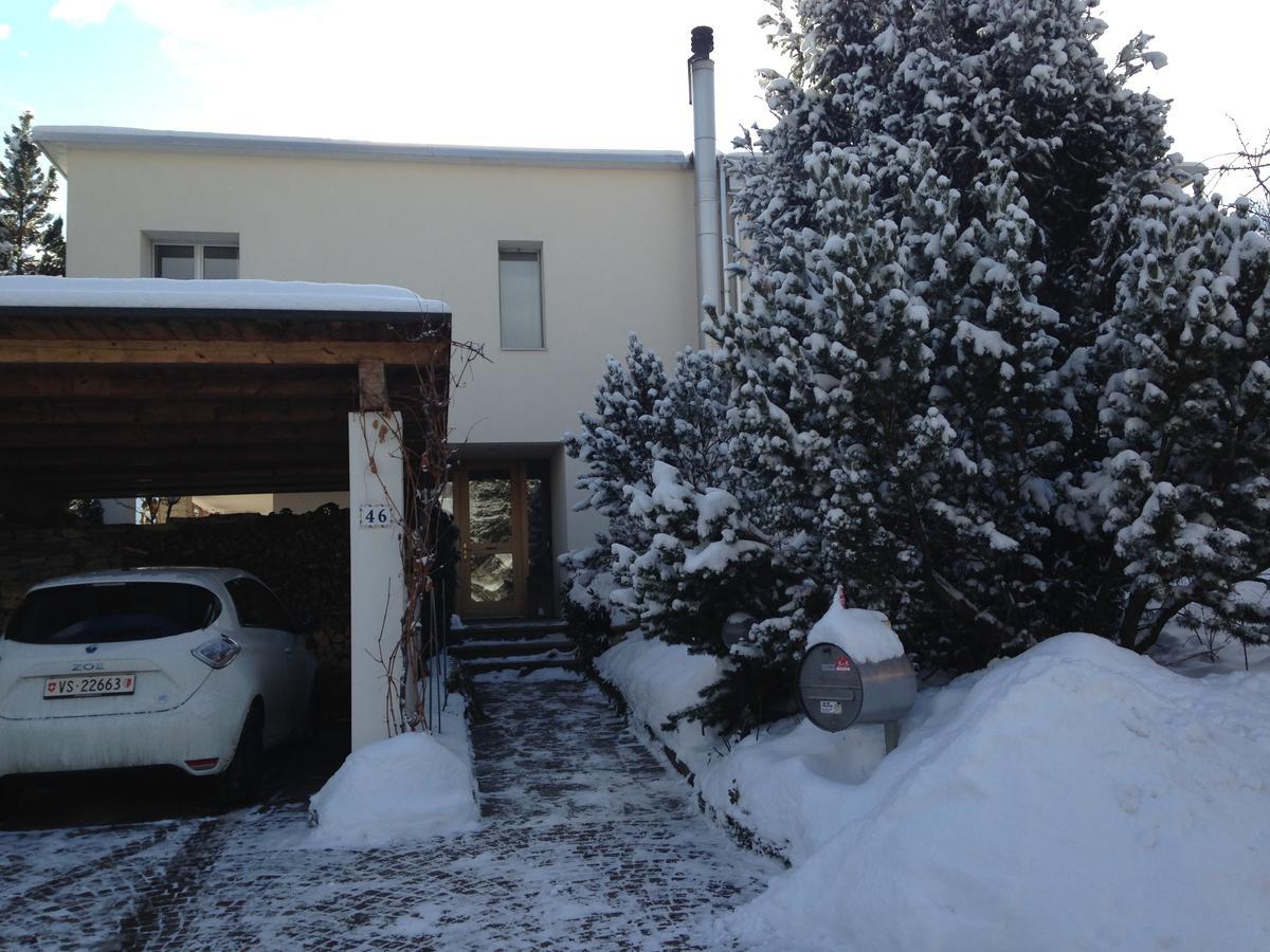 BnB Chantevent Sierre Buitenkant foto